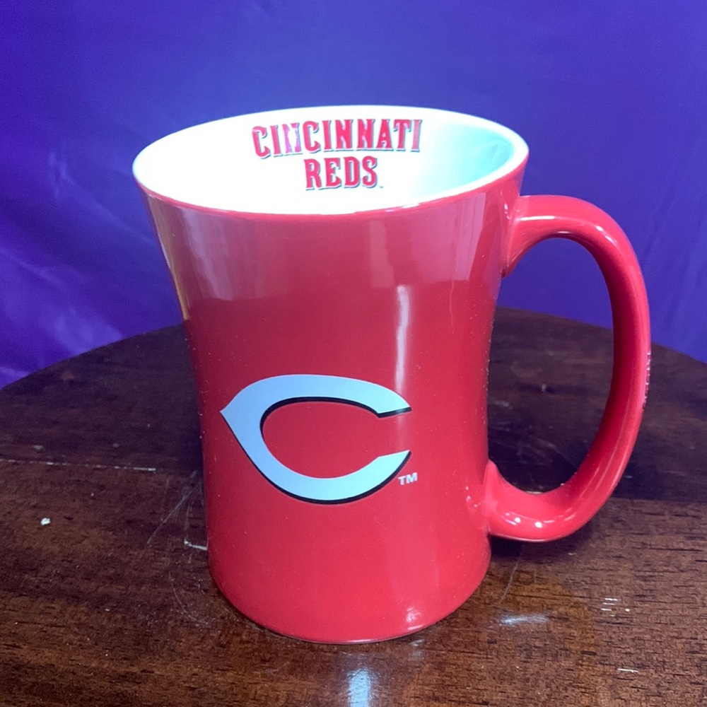 Cincinnati Reds mug